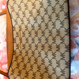 Michael Kors crossbody bag
